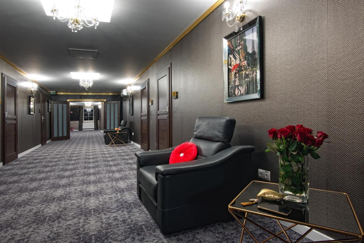Hotel Campari Góra Motyczna Buitenkant foto